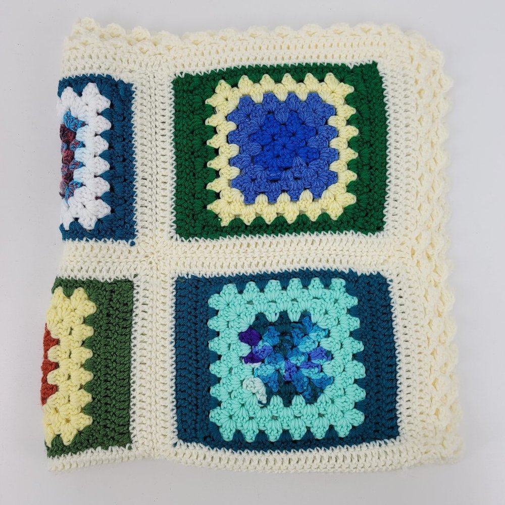 Vintage Handmade 33"x37" Crochet Colorful Granny Square Afghan Lap Throw Blanket - Picture 9 of 9